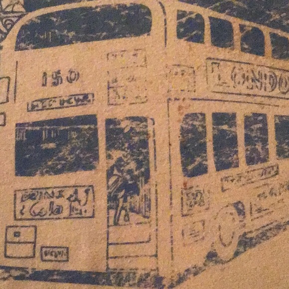 🛍🥰💋Awesome Vintage London Tshirt - Picture 4 of 6